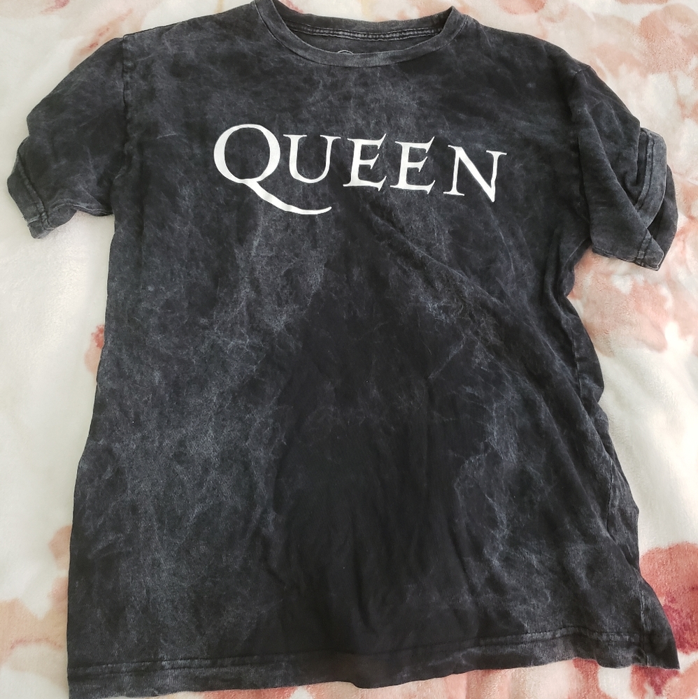 Queen t shirt